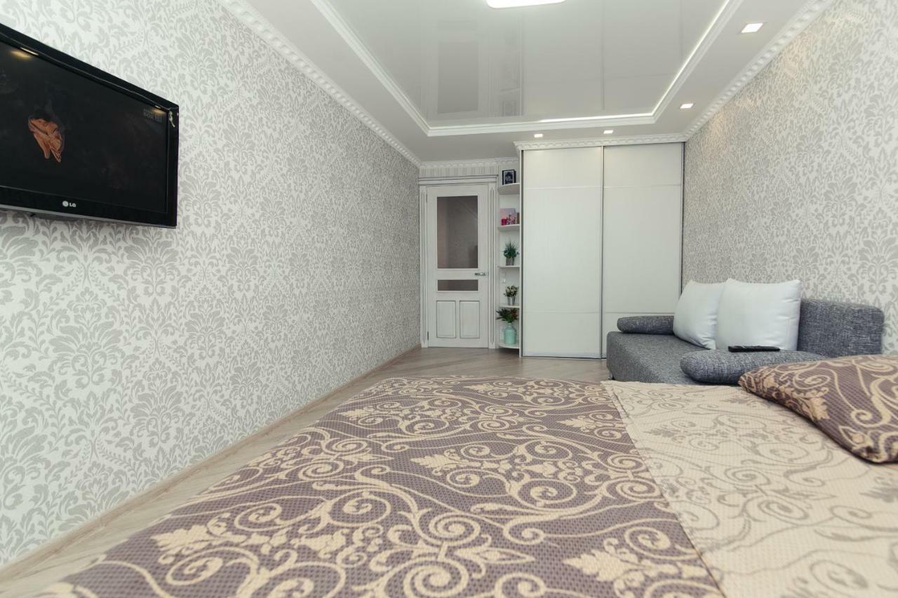 Luxury Apart-Hotel On Kondrateva Street Sumy Εξωτερικό φωτογραφία